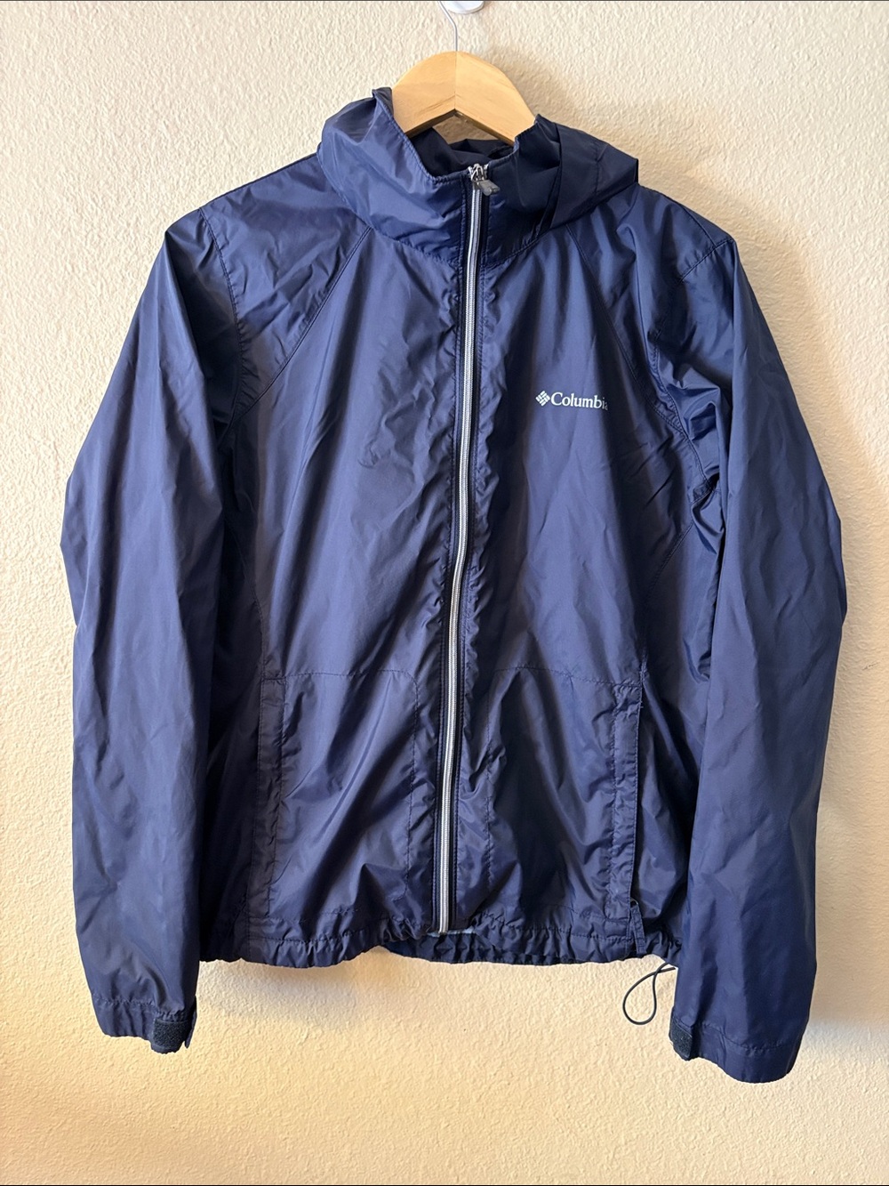 Columbia Navy Packable Windbreaker Jacket Hooded Lightweight Zip Front